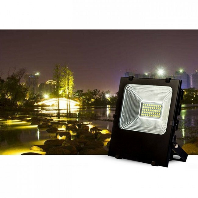 LED Baustrahler 300 Watt - LED Flutlicht - Kaltweiß 6400K - Wasserdicht IP65